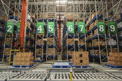 能達(dá)倉(cāng)儲(chǔ) 重型立體倉(cāng)庫(kù)貨架解決方案，15米庫(kù)房立庫(kù)高位貨架實(shí)現(xiàn)數(shù)萬(wàn)貨位密集存儲(chǔ)